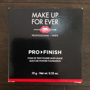 Make Up For Ever Pro Finish powder foundation